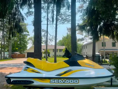 2007 GTI 130,RUNS GREAT,FULLY SERVICED AND READY TO RIDE, SEADOO ONLY NO TRAILER, 120hrs $5200 613-8...