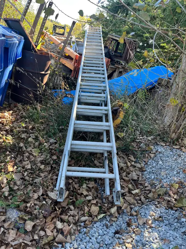 2 HD Aluminum Extension Ladder's - $1000