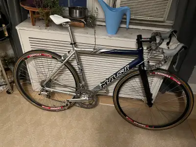 Masi Vincere road bike 56cm, View more