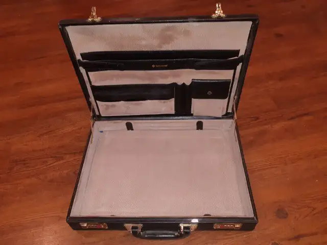DARK BROWN LEATHER Samsonite Locking Attache BRIEF CASE64335577608321124