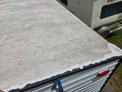 Do you need repairs/renos to your trailer or 5th wheel and Park Model..... we can do it when your do...