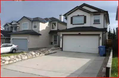 Basement with small Private kitchen for rent in Bridlewood – SW