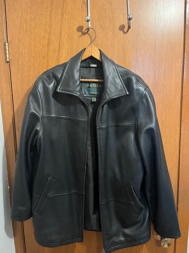 Mens leather Jacket in Men's in St. Catharines