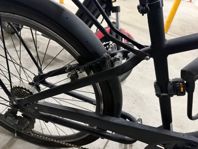 HYBRID BIKE MEN’s CRUISER in Cruiser, Commuter & Hybrid in City of Montréal - Image 10