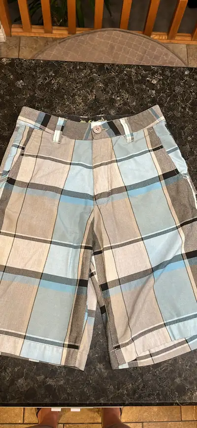 Boys  West 49 shorts sz M, View more