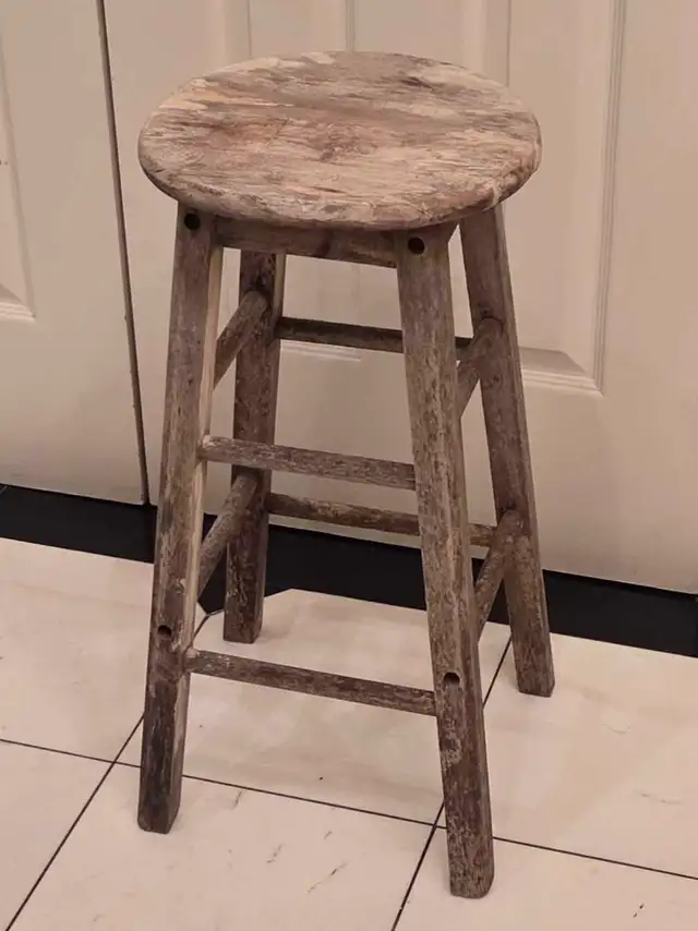 Mid-Century Modern French wooden stool from the 1940s in Home Décor & Accents in City of Toronto - Image 4