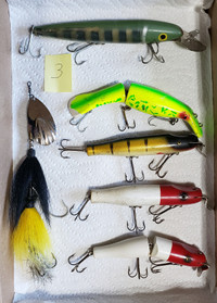 Vee Bee Fishing Lure Antique Lure  Old Antique & Vintage Wood Fishing Lures  Reels Tackle & More