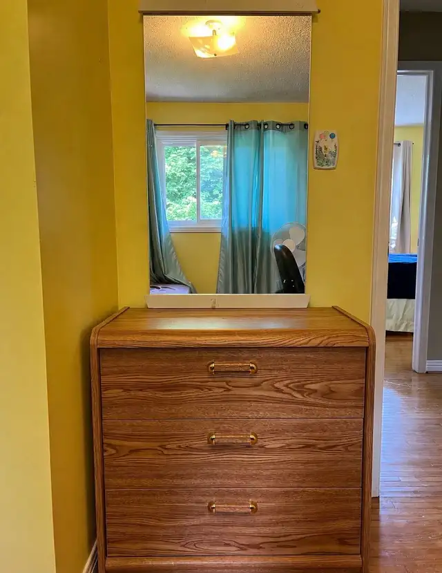 furniture moving sale in Dressers & Wardrobes in Oakville / Halton Region - Image 3