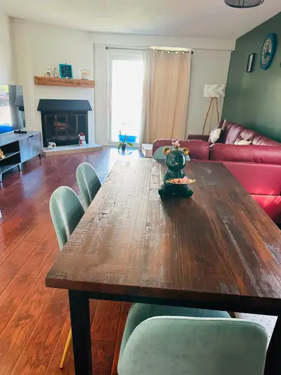 All inclusive apartment near Algonquin and Bayshore