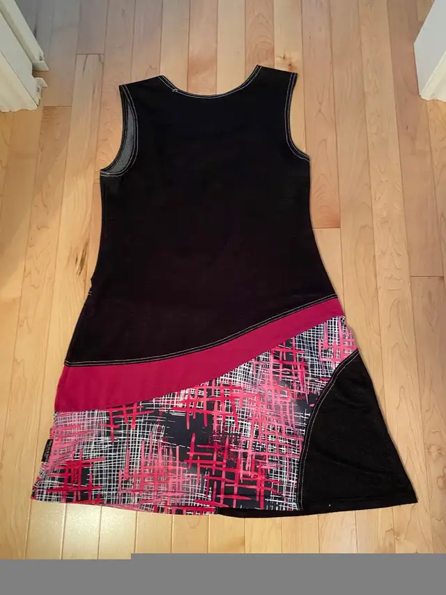 Lot de robes  et jupes  Rien ne se perd, tout se crée  in Women's - Dresses & Skirts in Trois-Rivières - Image 3