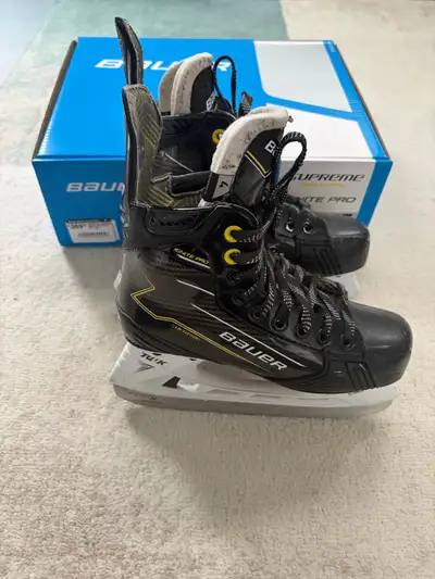 Bauer Supreme Ignite Pro Hockey Skates size 4EE , View more