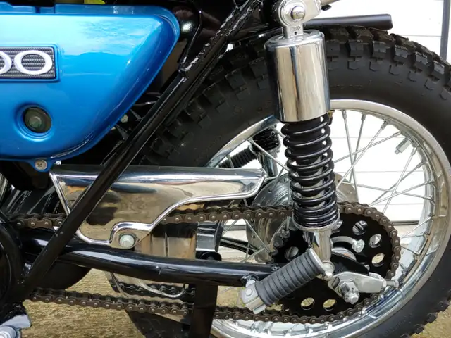 1973 Suzuki TS400 in Dirt Bikes & Motocross in Kitchener / Waterloo - Image 4