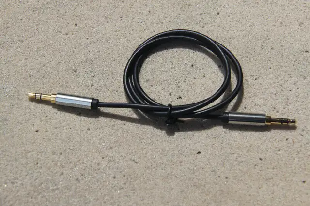 3.5mm Stereo Audio Extension Cables in Other in Markham / York Region - Image 4