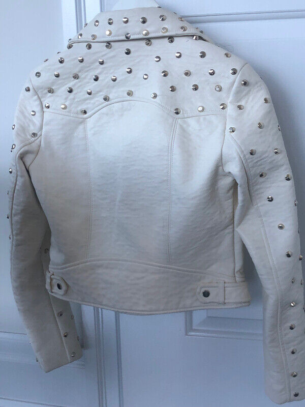 Biker Zara jacket ivory gold stud gorgeous glamorous in Women's - Tops & Outerwear in City of Toronto - Image 2