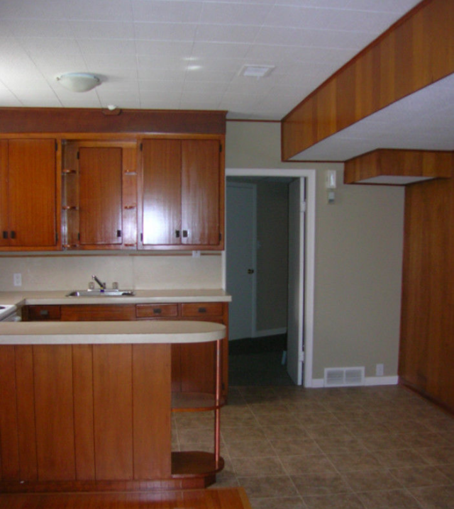 Quiet 1 Bdrm Eastside bsmt Suite, call to view