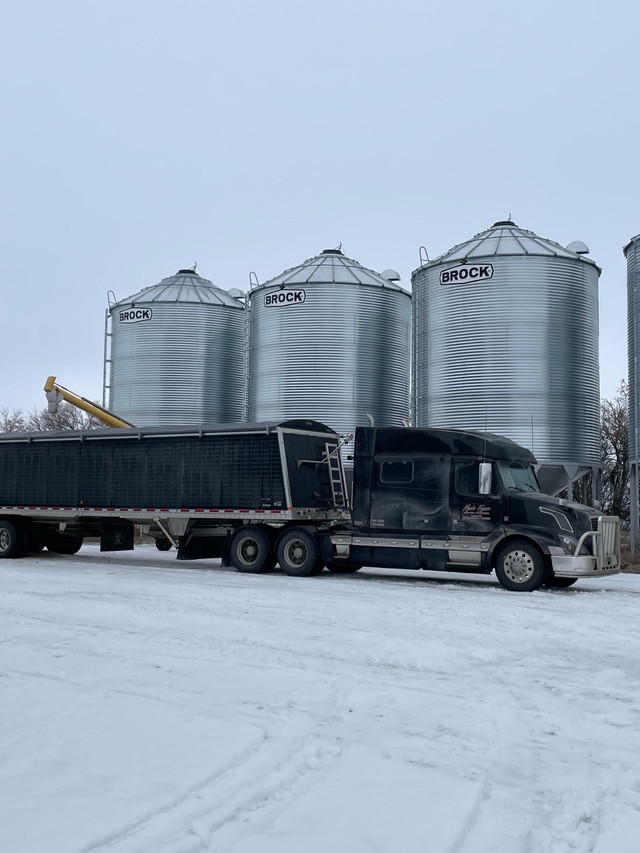 KFC grain hauling in Other in Saskatoon