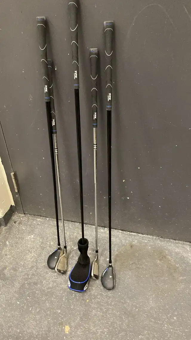 Set of 5 Golf Clubs in Golf in Mississauga / Peel Region - Image 2