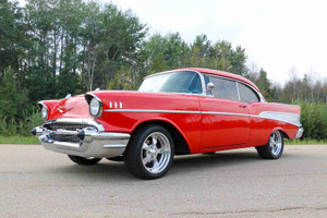 1957 Chevrolet Bel Air / 150 / 210