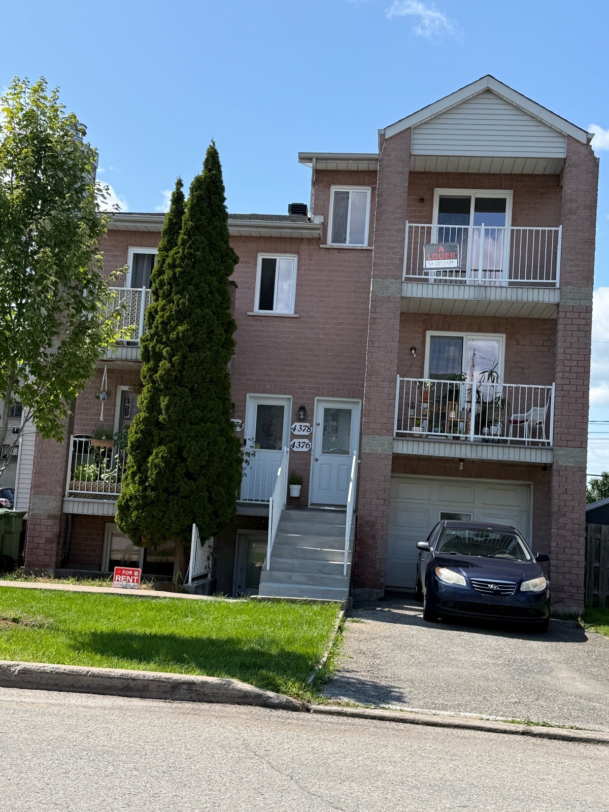 4376 Kimber St — photo 1