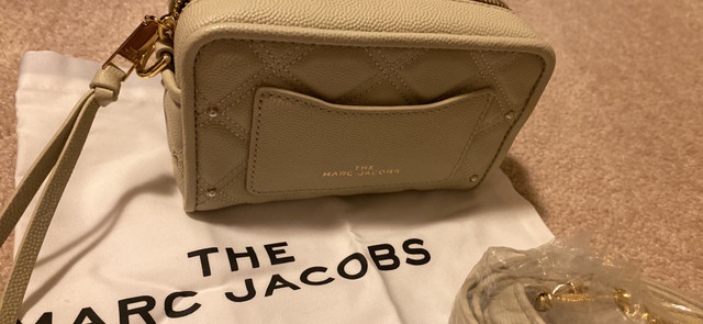 Marc Jacob bag in Women's - Bags & Wallets in Edmonton - Image 3