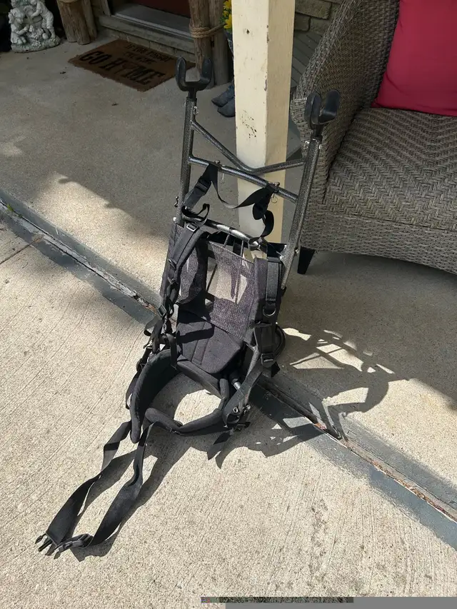 External frame canoe and gear carrier in Fishing, Camping & Outdoors in Norfolk County - Image 3