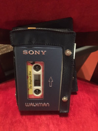 Sony Walkman TPS-L2 Original Stereo Portable Cassette Player