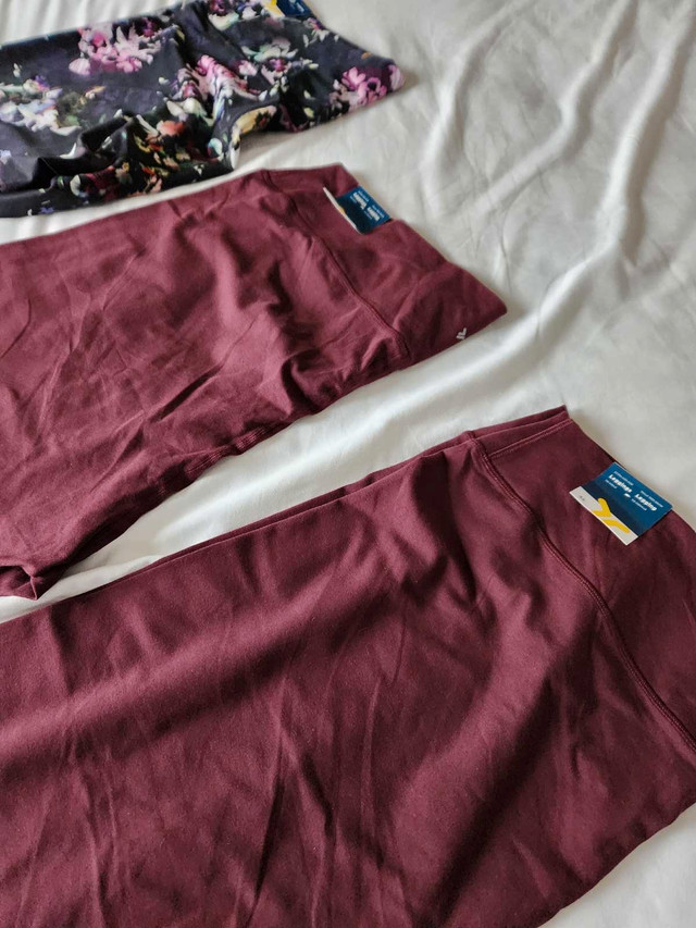 Brand New Old Navi Women's leggings/pants $15 each  in Women's - Bottoms in Markham / York Region - Image 3