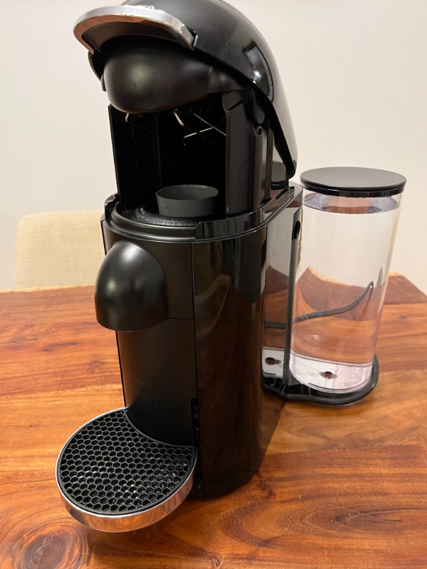 Nespresso Vertuo Plus Deluxe Noire à tête ronde Black Round Head Machines à café Ville de