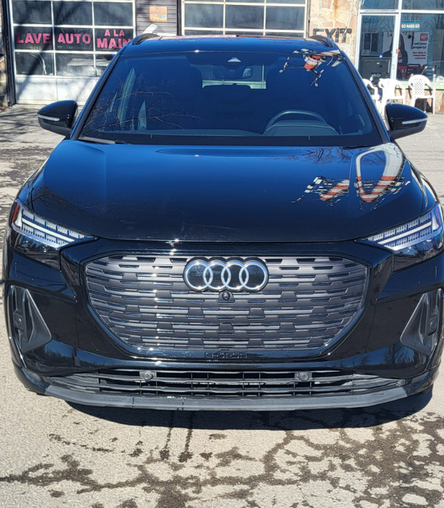2023 Audi Q4 e-tron, Technik,  quattro Black - 11,000kms in Cars & Trucks in City of Montréal - Image 4