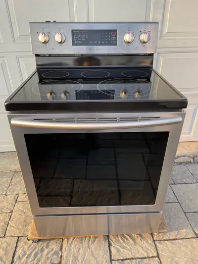 Samsung SS electric stove/oven, View more