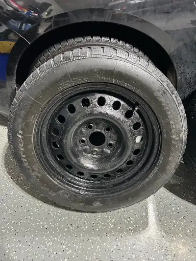 Rim Size: 17x7J Tire Size: 235/55/R17 Bolt Pattern: 5x120 Offset: 42 Centre bore: 66.9 Off of a 2014...