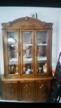 Armoire de salon 