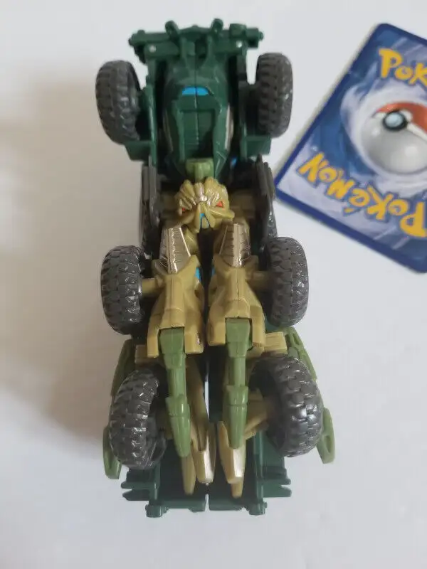 transformers movie deluxe jungle bonecrusher in Toys & Games in City of Toronto - Image 5