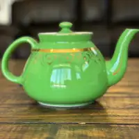 Hall USA 12 Cup Teapot-Rare! 