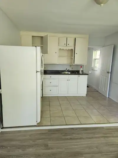 1 Bedroom apartment in Watford. kitchen + Bath. Ready to move in