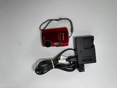 Getting rid of lots of valuable items I've collected over time. Check my other items. The 647 phone...