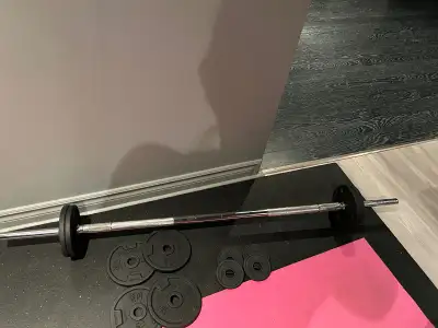 Barbell/ Barre de musculation, View more