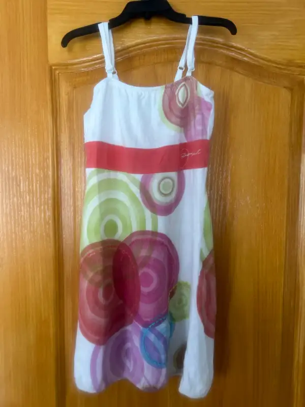 Vêtements pour fillettes  7- 8 ans + 1 pyjama garçon in Kids & Youth in Longueuil / South Shore - Image 5