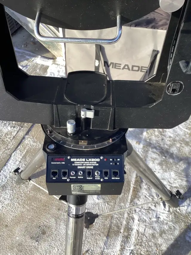 Meade LX200 Telescope with Accessories - For Sale in Hobbies & Crafts in Medicine Hat - Image 7