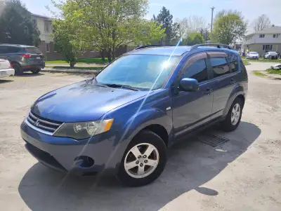 Mitsubishi Outlander 2000 obo Runs and drives