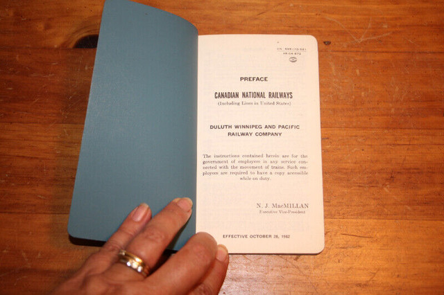 Canadian National Railways General Instructions - 1962 in Arts & Collectibles in London - Image 3