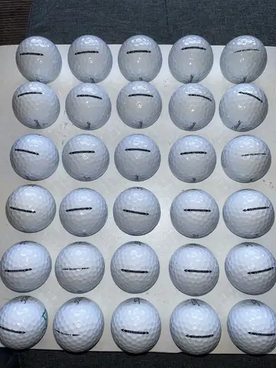 Titleist Velocity 30 balls all in excellent condition. Located in Timberlea can meet at Sobeys at ex...