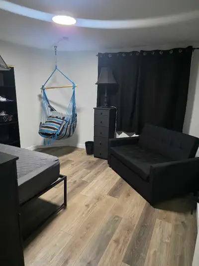 Room for Rent – Garson (Female Only) Available: Immediately Fully furnished room available in a clea...