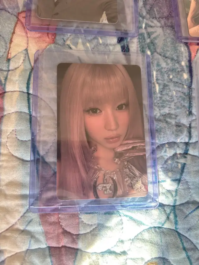 Trading Photocards543881151959552002