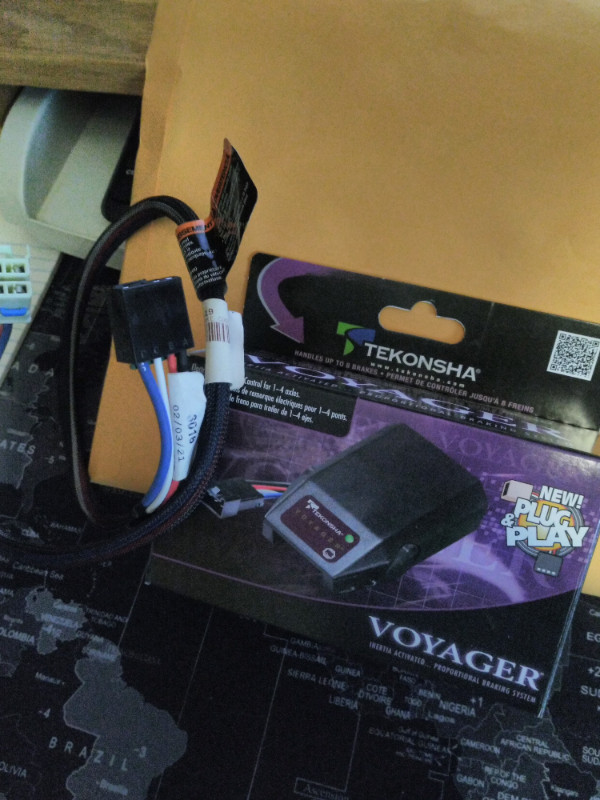 Voyager 9030 Brake Controller in RV & Camper Parts & Accessories in Norfolk County