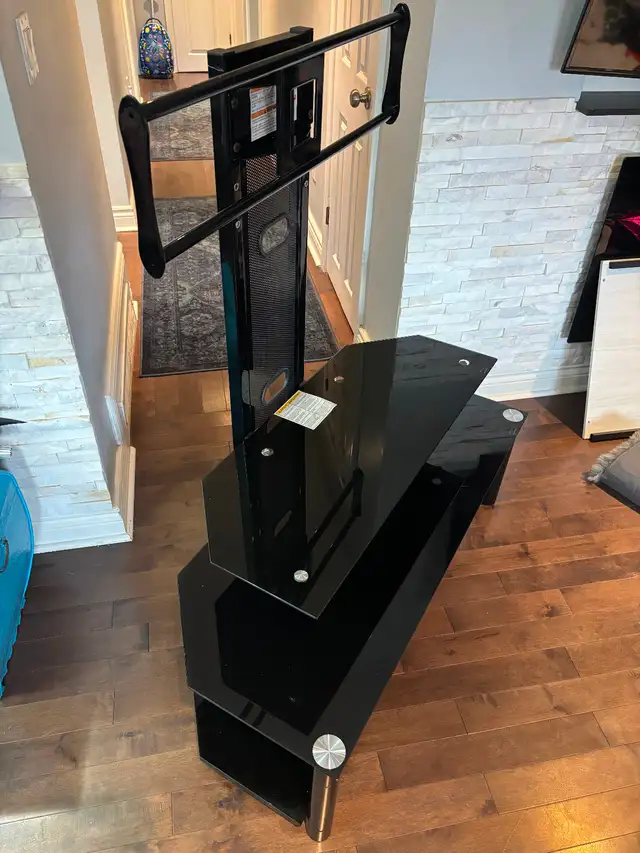 Z-Line 3 tier TV stand in TV Tables & Entertainment Units in City of Toronto - Image 6