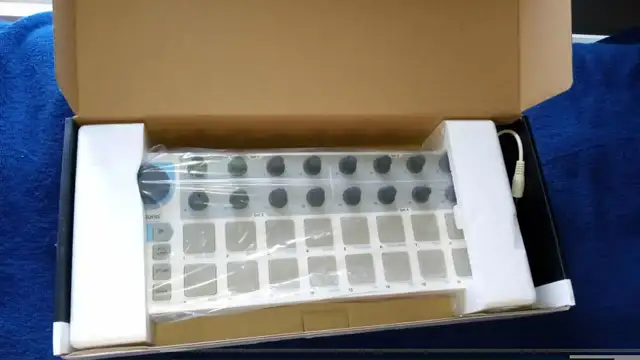 Arturia Beatstep Controller & Sequencer for Synthesizers in Pianos & Keyboards in City of Halifax - Image 9