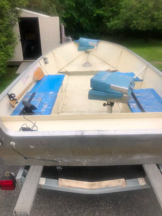 Chaloupe princecraft 14,6 pieds+ moteur+ remorque in Powerboats & Motorboats in Victoriaville - Image 5