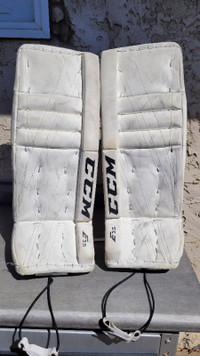 CCM 24+1 goalie pads