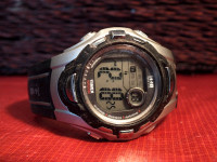 Timex i440 sports watch, new battery, 50mWR